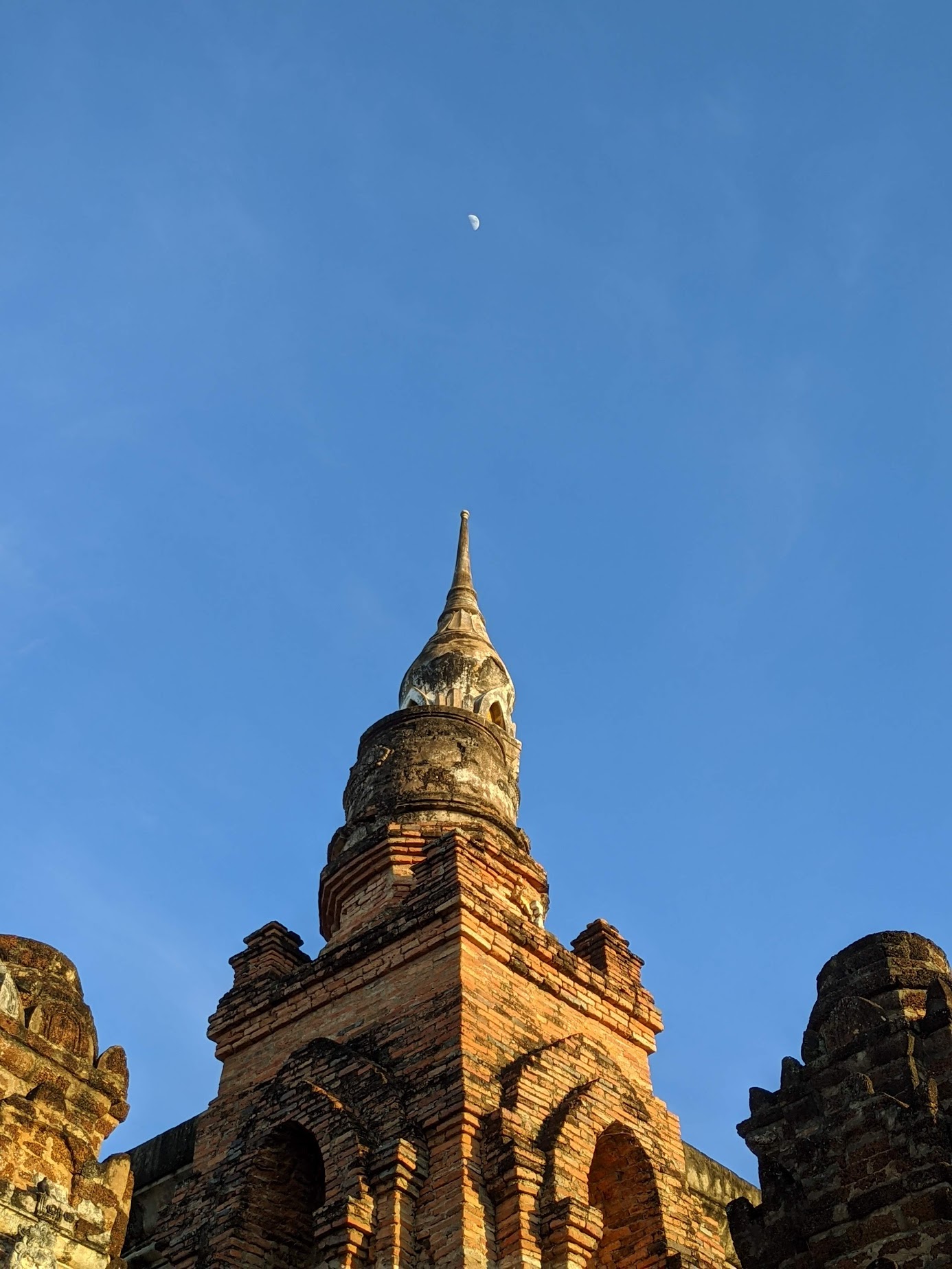 Thai shrine, golden light